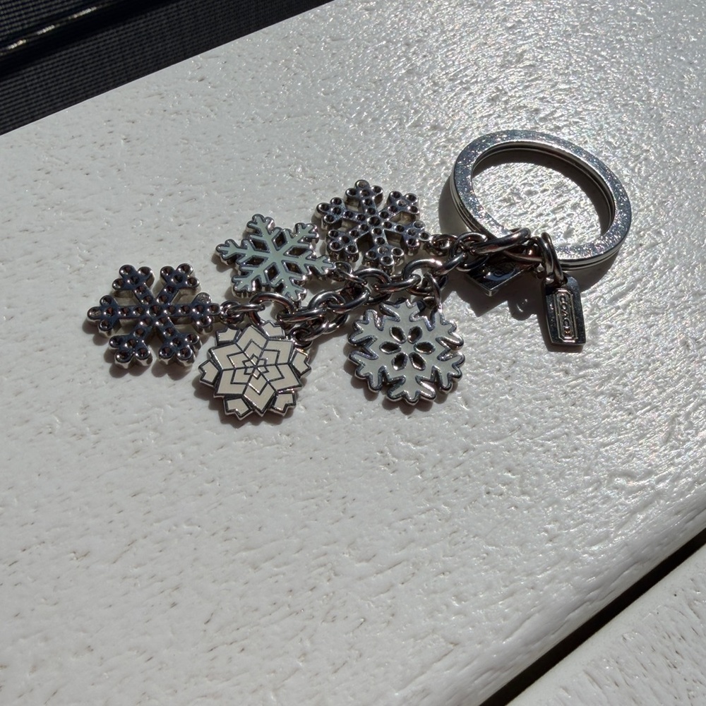 Vintage Coach Silver Snowflake Charm/Key Fob - Picture 10 of 11